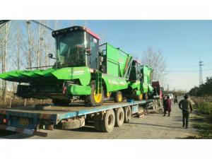 饒陽訂購2檯穗莖兼收(shou)玉米收穫機(ji)